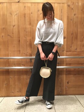 「アパートバイローリーズ」｜「アイテム（スニーカー）」を使った、mio🍑さん（レディース・172cm）の夏コーディネート