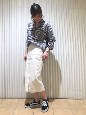 「アパートバイローリーズ」｜「アイテム（腕時計）」を使った、mio🍑さん（レディース・172cm）の冬コーディネート