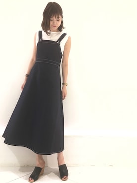 「アパートバイローリーズ」｜「アイテム（ジャンパースカート）」を使った、mio🍑さん（レディース・172cm）の夏コーディネート
