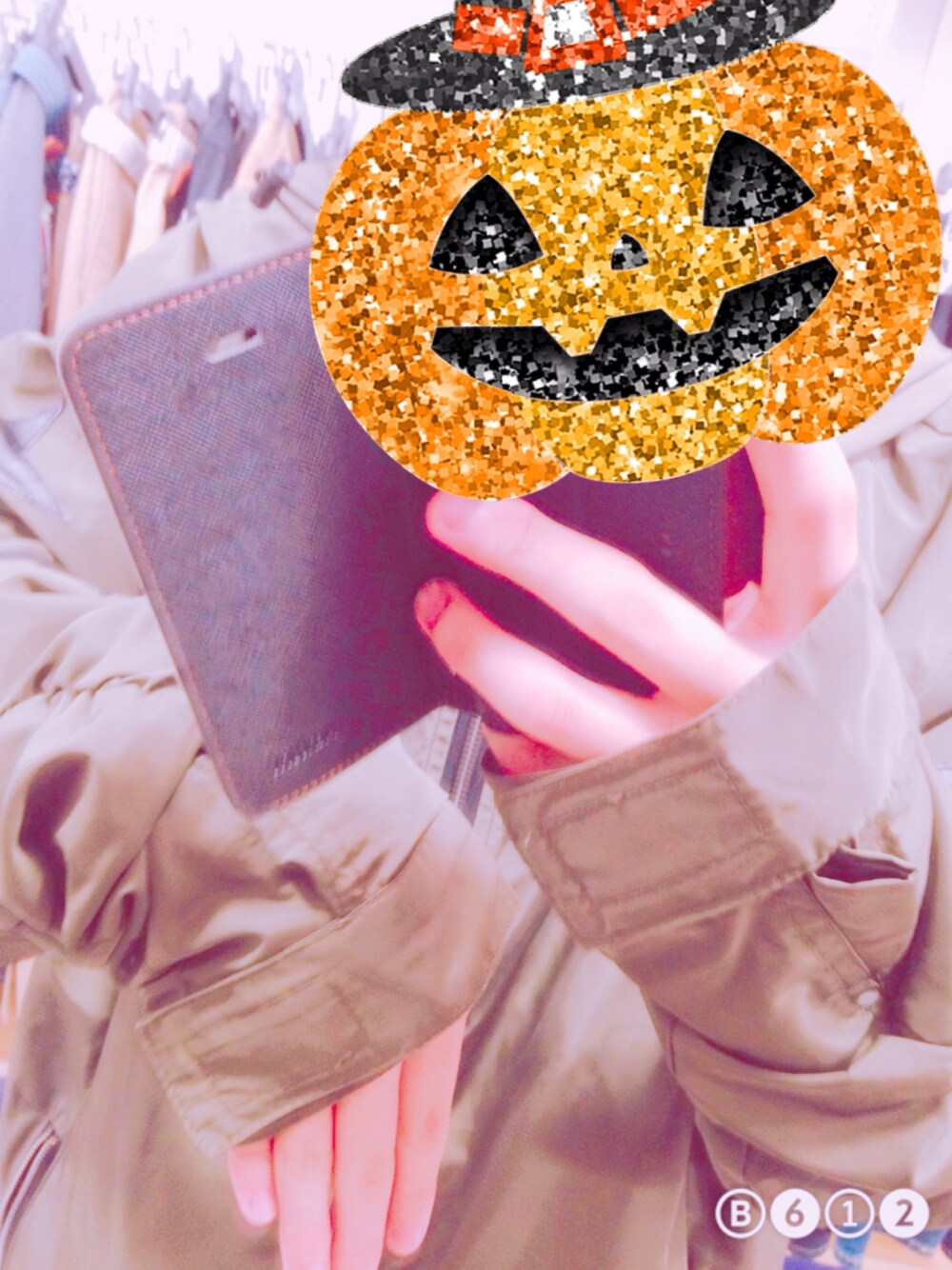 「wearhalloween2017」｜「Availのアイテム（カバーオール、ベージュ系）」を使った、優さん（メンズ・171cm）の秋コーディネートの1枚目の写真