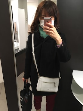 「MK MICHEL KLEIN（エムケーミッシェルクラン）のアイテム（ノーカラージャケット）」を使った、かおりさん（レディース・166cm）の冬コーディネート