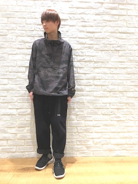 「ロゴパーカー」｜「アイテム（ブルゾン）」を使った、Yuuさん（メンズ・167cm）の春コーディネート