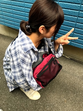 「LOWRYS FARM（ローリーズファーム）のメッシュショルダー 807360（ショルダーバッグ、レッド系）」を使った、yu-tan☻さん（レディース・154cm）の秋コーディネート