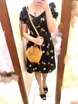「dazzlin（ダズリン）のアイテム（バッグ、ベージュ系）」を使った、アンナさん（レディース・162cm）の秋コーディネート