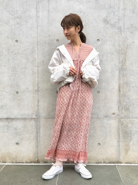 「ナイロンパーカー」｜「アイテム（ワンピース）」を使った、えぐっちょさん（レディース・157cm）の春コーディネート