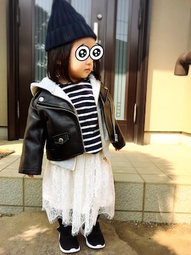 「petit main（プティマイン）のアイテム（ライダースジャケット）」を使った、ぺこさん（キッズ・80cm）の冬コーディネート