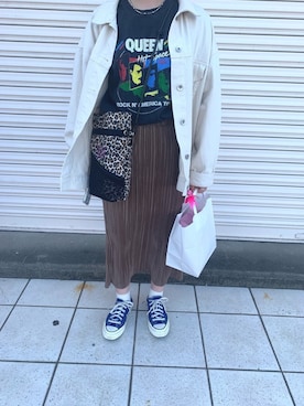 「バンドT」｜「アイテム（デニムジャケット）」を使った、なおさん（レディース・153cm）の春コーディネート