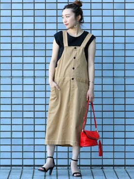 「FREAK'S STORE（フリークスストア）のアイテム（ジャンパースカート）」を使った、MATSUURAさん（レディース・162cm）の春コーディネート