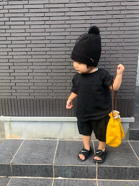 「バースデーのアイテム（ニットキャップ/ビーニー、ブラック系）」を使った、RIONさん（レディース・157cm）の夏コーディネート