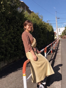 「Rouje（ルージュ）のアイテム」を使った、杉本実穂さん（レディース・161cm）の秋コーディネート