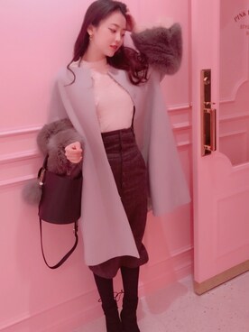 エコファーカフスAラインコートを使った人気ファッション