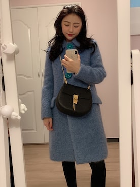 「miu miu（ミュウミュウ）のアイテム（ジャケット/アウター）」を使った、황자현さん（レディース・162cm）の冬コーディネート