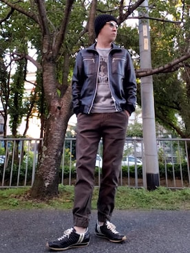 「アヴィレックス(AVIREX)」｜「アイテム（ライダースジャケット）」を使った、SeiJさん（メンズ・173cm）の秋コーディネート