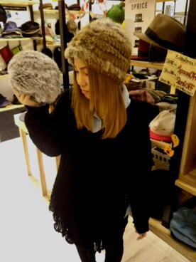 「ラビットファー」｜「アイテム（帽子）」を使った、14+ イオンモールつくば店 スタッフさん（レディース・152cm）の秋コーディネート