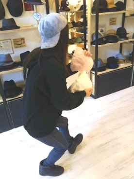 「アンゴラ」｜「アイテム（帽子）」を使った、14+ イオンモールつくば店 スタッフさん（レディース・160cm）の秋コーディネート