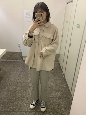 「アイテム（ミリタリージャケット、ホワイト系）」を使った、rinさん（レディース・171cm）の春コーディネート