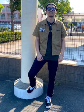 「GANGSTERVILLE（ギャングスタービル）のアイテム（シャツ/ブラウス、ベージュ系）」を使った、鈴木 貴幸さん（メンズ・182cm）の夏コーディネート