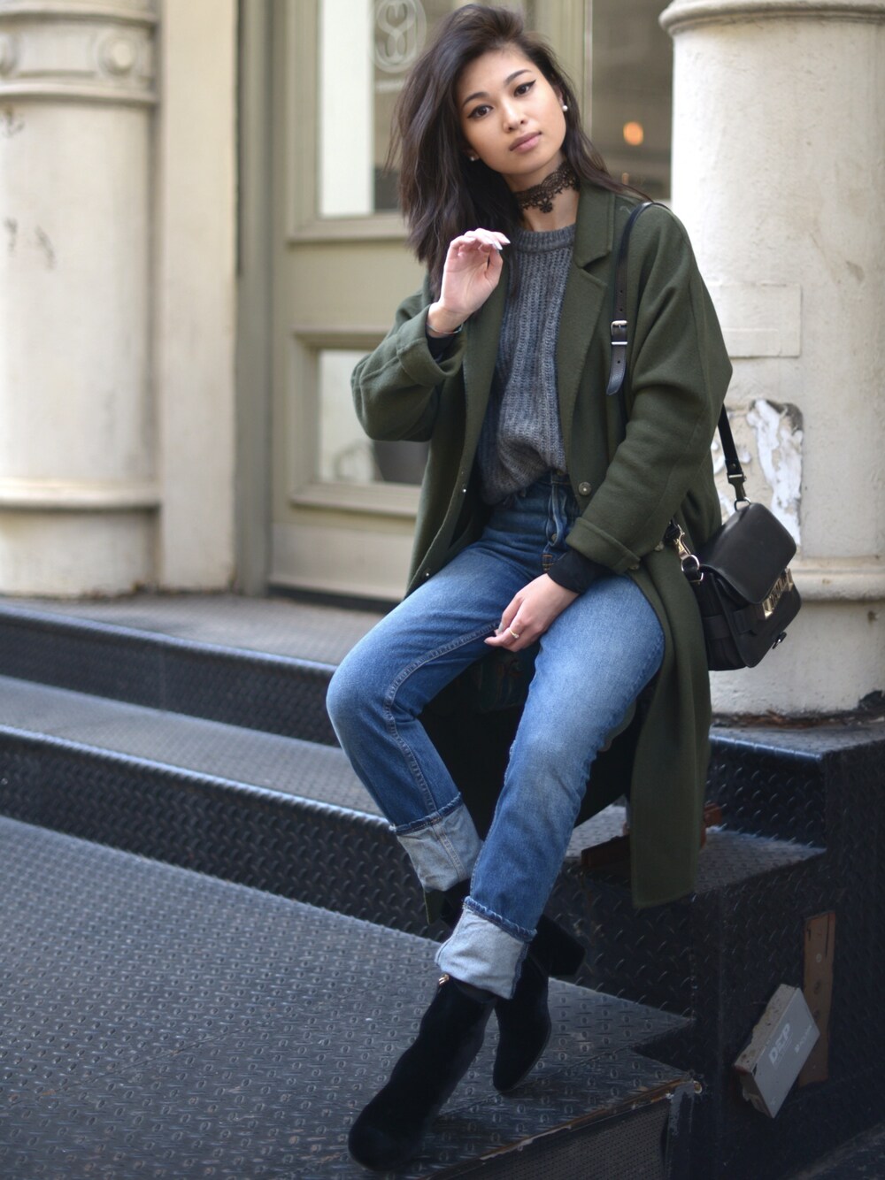 VANNYさんの「M.I.H JEANS Marty cropped flare jeans（MiH Jeans）」を使ったコーディネート