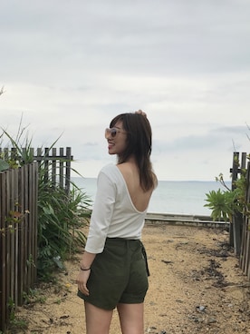 「沖縄旅行」｜しのさん（レディース・162cm・20代）の春コーディネート
