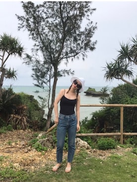 「沖縄旅行」｜しのさん（レディース・162cm・20代）の春コーディネート