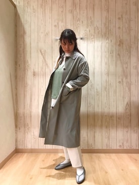 「POU DOU DOU（プードゥドゥ）のアイテム（ステンカラーコート）」を使った、くまがいさん（レディース・163cm）の春コーディネート