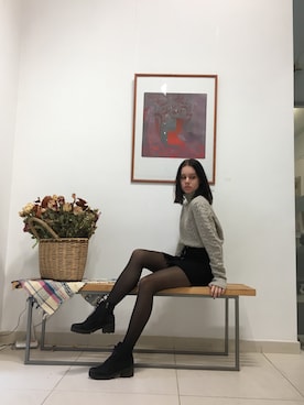 「PULL&BEAR（プルアンドベア）のアイテム（スカート）」を使った、Anastasiaさん（レディース・166cm）の冬コーディネート
