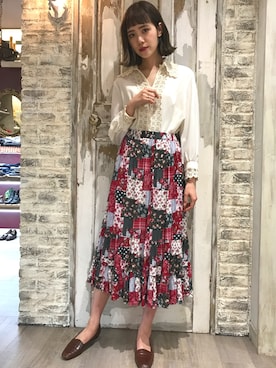 「LEBECCA boutique（レベッカブティック）のアイテム（シャツ/ブラウス、ホワイト系）」を使った、lebeccaboutique0312さん（レディース・158cm）の春コーディネート