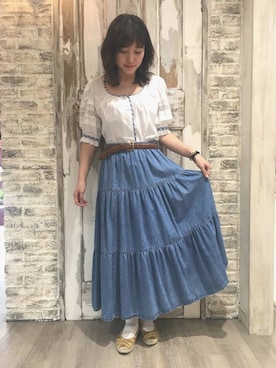 「LEBECCA boutique（レベッカブティック）のアイテム（デニムスカート、ブルー系）」を使った、lebeccaboutique0312さん（レディース・158cm）の夏コーディネート