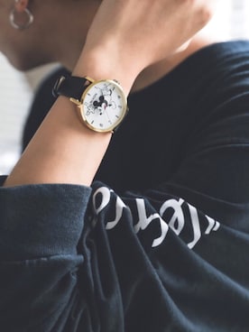 「アイテム（腕時計）」を使った、NIXONさん（レディース・164cm）の冬コーディネート