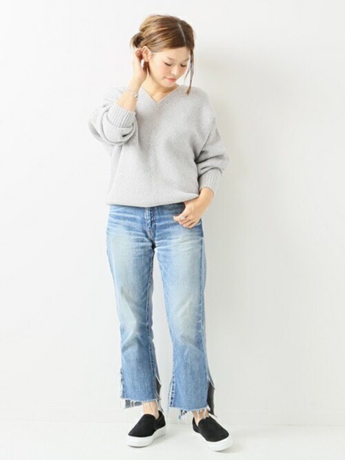 ①パーカー禁止!ふんわりニットを用意して