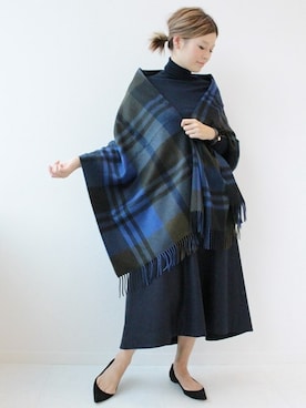 「ワントーンスタイル」｜「アイテム（アクセサリー）」を使った、HIROさん（レディース・164cm）の秋コーディネート