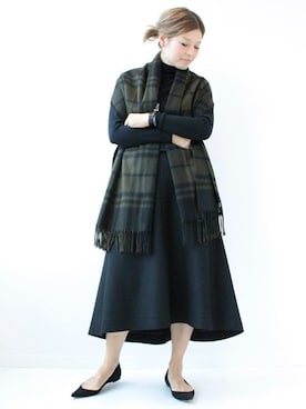 「ワントーンスタイル」｜「アイテム（アクセサリー）」を使った、HIROさん（レディース・164cm）の秋コーディネート