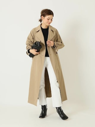 極美品✨the VOLON ドゥーズィエムクラス　クラッチバッグ　レザー　金金具 極美品✨the VOLON ドゥーズィエムクラス クラッチバッグ レザー
