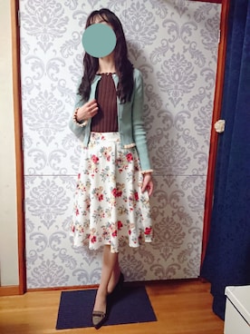 「ブラウンニット」｜「アイテム（アクセサリー）」を使った、みやのさん（レディース・160cm）の春コーディネート