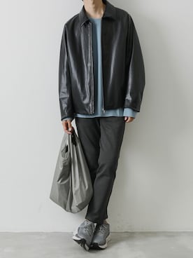 「エコバッグ」｜「アイテム（ミリタリージャケット）」を使った、AT_MMさん（メンズ・173cm）の冬コーディネート