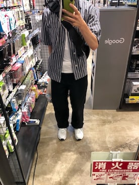「MHL.（エムエイチエル）のアイテム（その他アウター）」を使った、マケレレさん（メンズ・170cm）の夏コーディネート