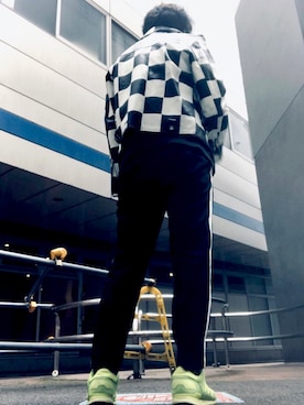 「BEAUTY&YOUTH UNITED ARROWS（ビューティーアンドユースユナイテッドアローズ）のアイテム（スラックス、ブラック系）」を使った、所 渉さん（メンズ・171cm）の秋コーディネート