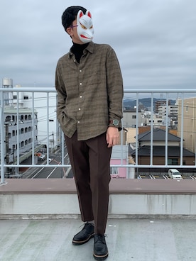 「GU（ジーユー）のアイテム（シャツ/ブラウス、ベージュ系）」を使った、shunさん（メンズ・178cm）の秋コーディネート