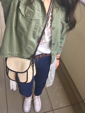 「BEAUTY&YOUTH UNITED ARROWS（ビューティーアンドユースユナイテッドアローズ）のBY∴ キャンバスレザータッセルフラップショルダーバッグ ¨（ショルダーバッグ、ブラック系）」を使った、yさん（レディース）の春コーディネート