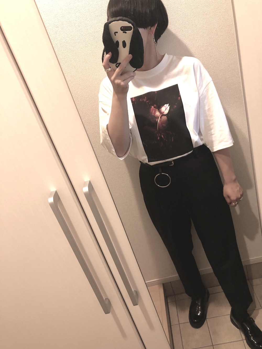 「夏だ！Tシャツ着よう！、テーパードパンツ、Tシャツ、ベルト、ショートヘア」｜「JUNREDのＤＡＩＫＩ　ＮＡＫＡＭＵＲＡ×ＪＵＮＲｅｄフォトＴ（Tシャツ/カットソー、ホワイト系）」を使った、ひぃさん（レディース・163cm）の夏コーディネートの1枚目の写真