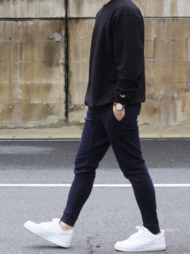 ストレッチスキニースウェットラインジョガーパンツを使った人気ファッションコーディネート Wear