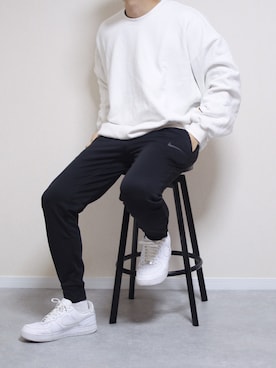 「トレーニング」｜「アイテム（スウェット）」を使った、しんごさん（メンズ・175cm）の冬コーディネート