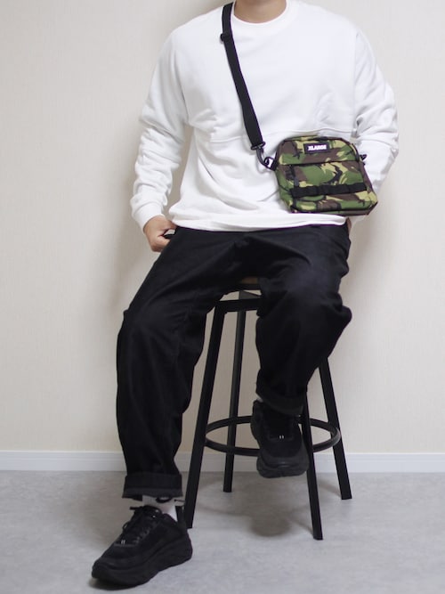 MILITARY SHOULDER BAG（ショルダーバッグ）｜XLARGE（エクストラ