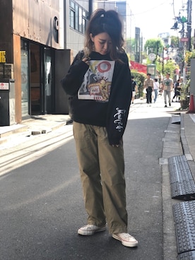 「Schott（ショット）のアイテム（カーゴパンツ）」を使った、Natsuki.Cさん（レディース・165cm）の夏コーディネート