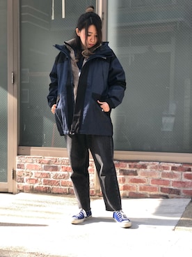 「アイテム（マウンテンパーカー）」を使った、Natsuki.Cさん（レディース・165cm）の冬コーディネート