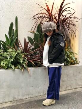 「SCHOTT」｜「アイテム（マウンテンパーカー）」を使った、Natsuki.Cさん（レディース・165cm）の冬コーディネート