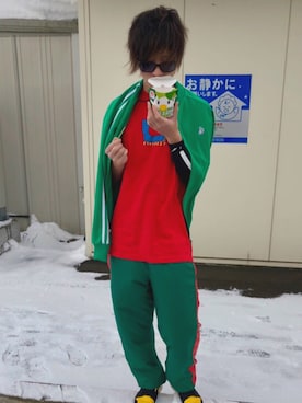 「アイテム（ジャージ）」を使った、峻君さん（メンズ・174cm・20代）の冬コーディネート