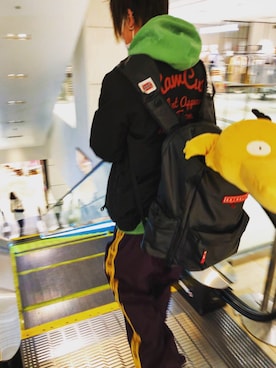 「FR2」｜「アイテム（その他アウター）」を使った、峻君さん（メンズ・174cm）の冬コーディネート