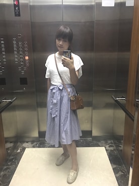 「MARC JACOBS（マークジェイコブス）のアイテム（クラッチバッグ）」を使った、Shan さん（レディース・157cm）の夏コーディネート