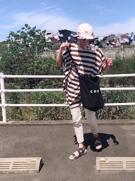 「ゆるカジ」｜「アイテム（帽子）」を使った、ゆ みさん（レディース・158cm）の春コーディネート